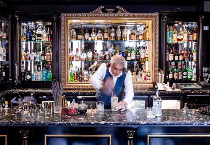 Chelsea Bar, London
