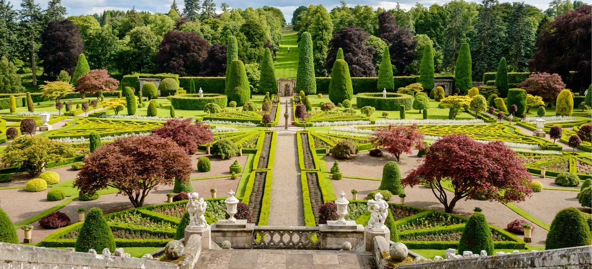 Drummond Castle Luxury Vacations UK